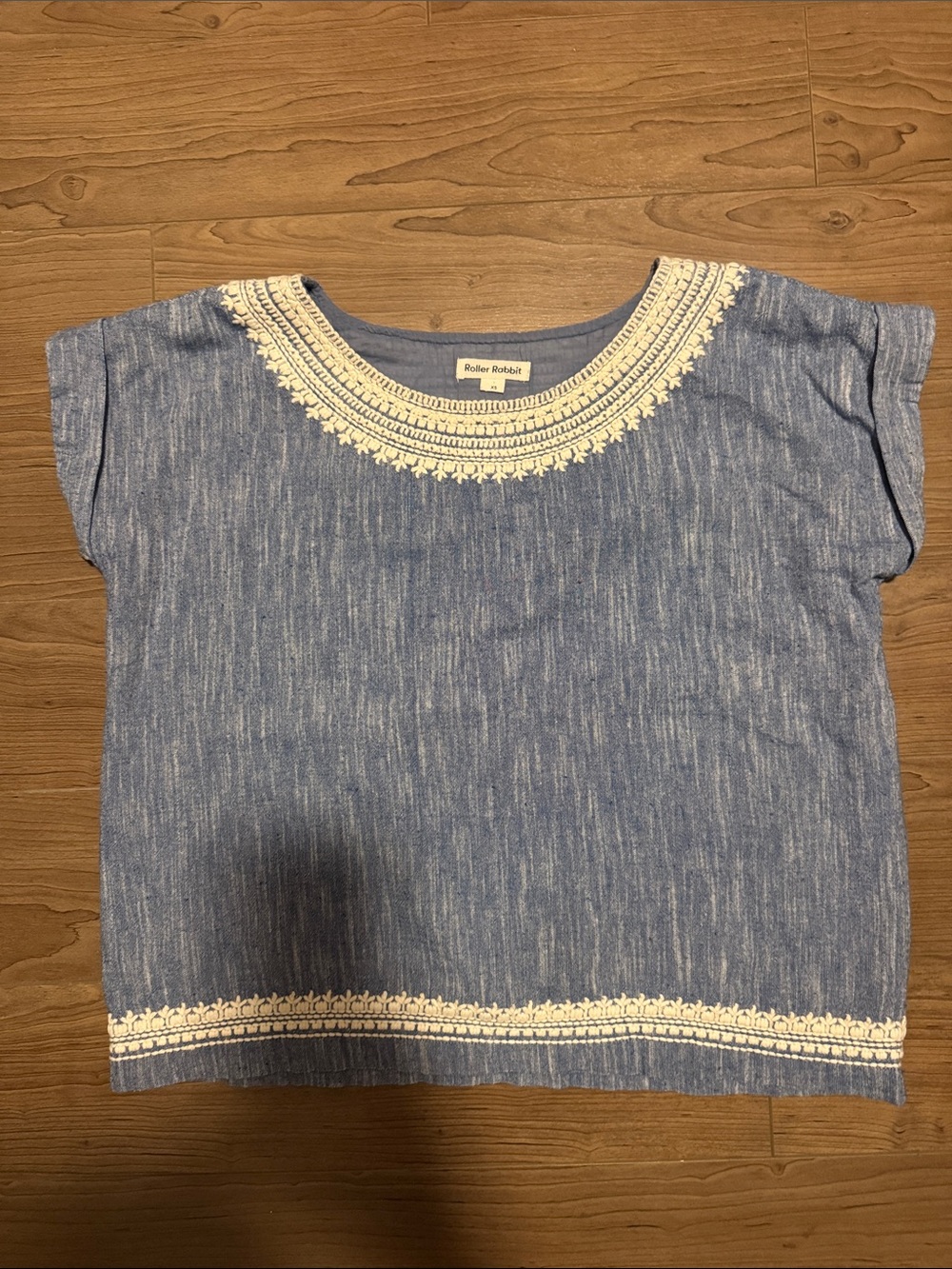 Roller Rabbit Blue Short-Sleeve Tee with White Embroidered Neckline